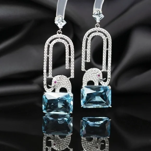- - 18K GP Blue zircon elephant 🐘 dangle earrings